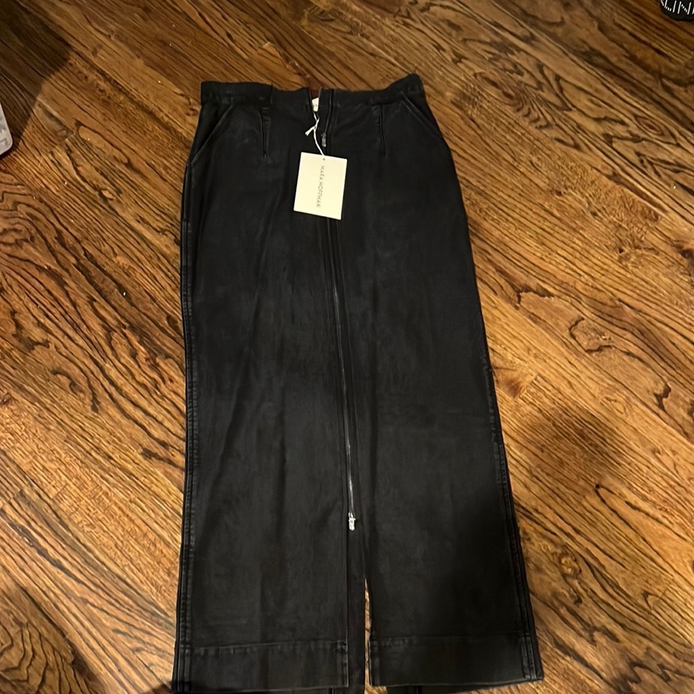 Mara Hoffman size 6, black denim pencil skirt, front zipper